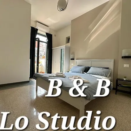 Lo Studio Bed and breakfast *